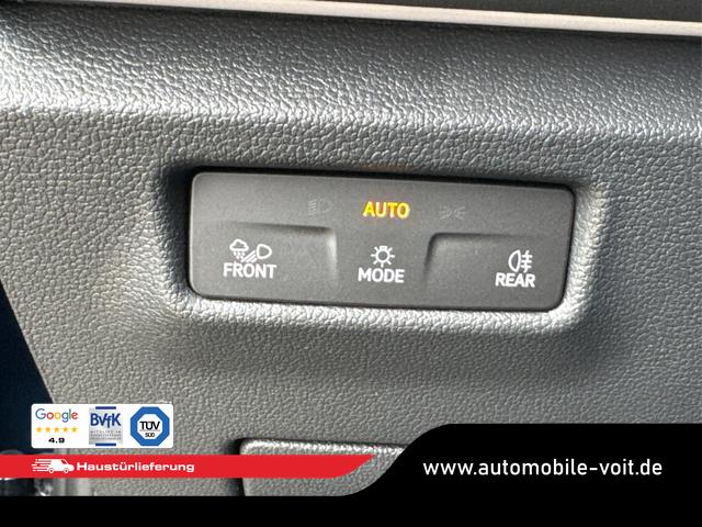 Volkswagen / Tiguan / Blau / / / DSG+4Motion+KAMERA+18ALU+DCC+LED