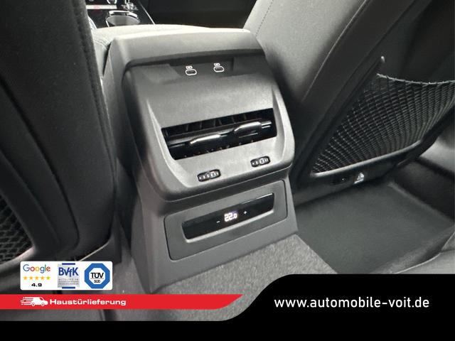 Audi / A5 Avant / / / / AHK+KAMERA+EL. HECKKL.+NAVI+SHZ+17 LM