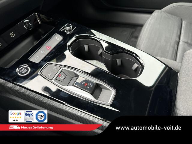 Audi / A5 Avant / / / / AHK+KAMERA+EL. HECKKL.+NAVI+SHZ+17 LM