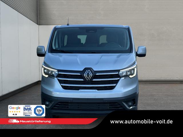 Renault / Trafic / / / / 