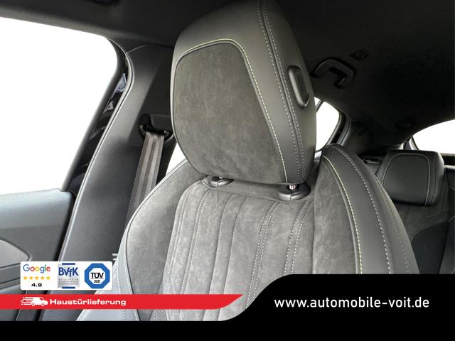 Peugeot / 408 / / / / 