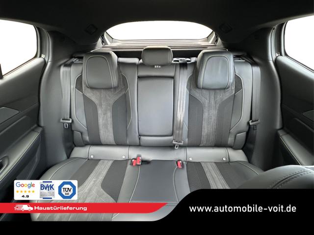 Peugeot / 408 / / / / 