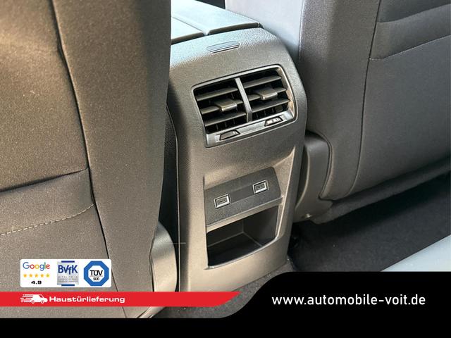Peugeot / 308 SW / Weiß / / / EAT8+SHZ+AGR+KAMERA+ACC+KLIMA+LED+PDC+17 ALU