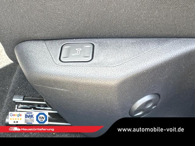 Peugeot / 308 SW / Weiß / / / EAT8+SHZ+AGR+KAMERA+ACC+KLIMA+LED+PDC+17 ALU