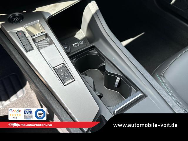 Peugeot / 308 SW / Weiß / / / EAT8+SHZ+AGR+KAMERA+ACC+KLIMA+LED+PDC+17 ALU