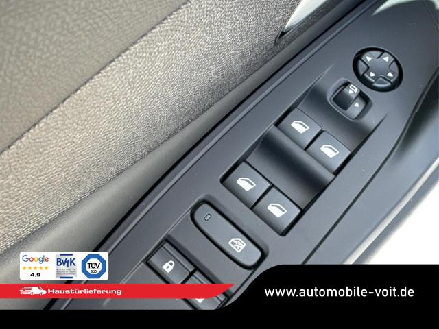 Peugeot / 308 SW / Weiß / / / EAT8+SHZ+AGR+KAMERA+ACC+KLIMA+LED+PDC+17 ALU