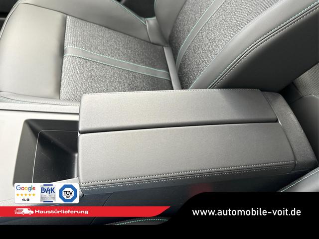 Peugeot / 308 SW / Blau / / / EAT8+SHZ+AGR+KAMERA+ACC+KLIMA+LED+PDC+17 ALU