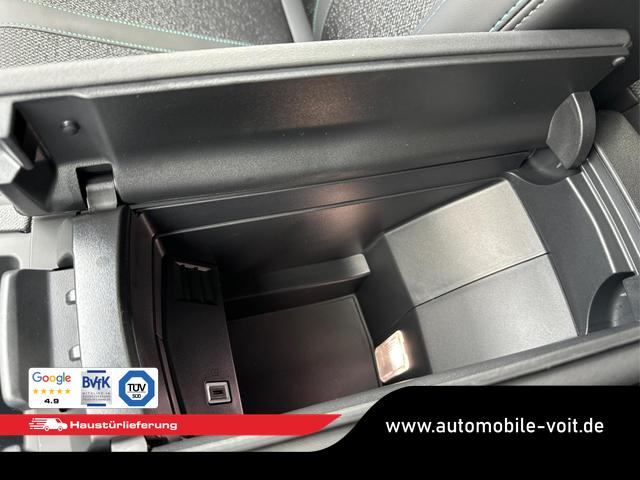 Peugeot / 308 SW / Blau / / / EAT8+SHZ+AGR+KAMERA+ACC+KLIMA+LED+PDC+17 ALU