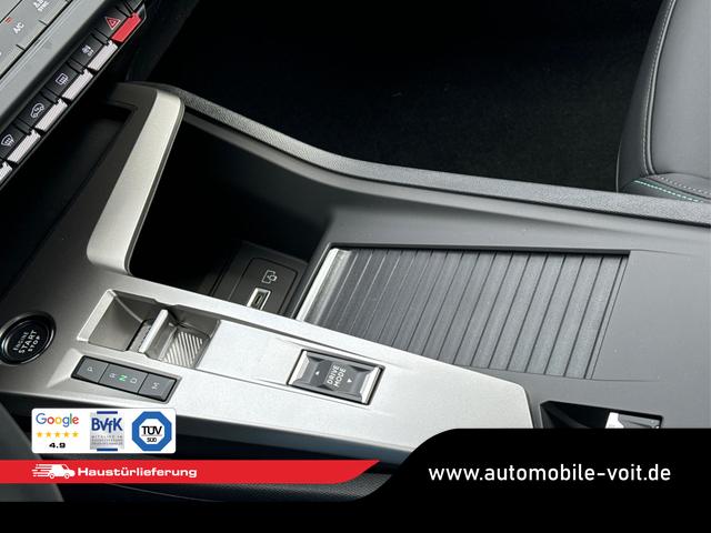 Peugeot / 308 SW / Blau / / / EAT8+SHZ+AGR+KAMERA+ACC+KLIMA+LED+PDC+17 ALU