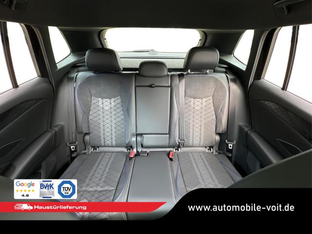 Volkswagen / Tiguan / Schwarz / / / DSG+HARMAN+20 ALU+MATRIX+MASSAGE+ACC+KAMERA