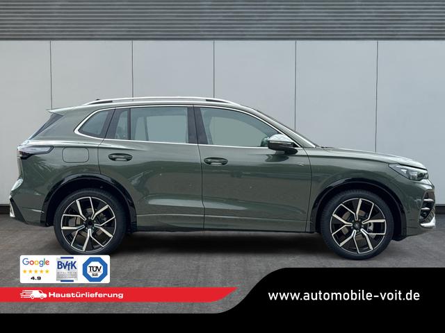 Volkswagen / Tiguan / Grün / / / DSG+AHK+HUD+NAVI+MATRIX+EL. HECK.+20 ALU