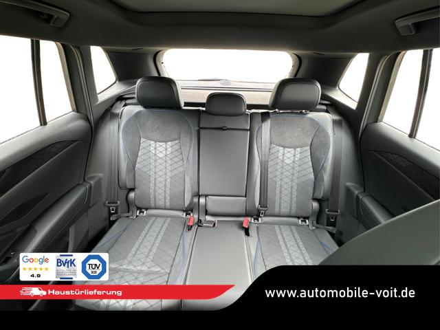 Volkswagen / Tiguan / Grün / / / DSG+AHK+HUD+NAVI+MATRIX+EL. HECK.+20 ALU