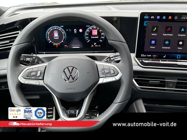 Volkswagen / Tiguan / Grün / / / DSG+AHK+HUD+NAVI+MATRIX+EL. HECK.+20 ALU