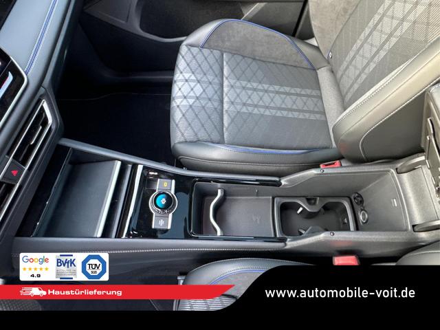 Volkswagen / Tiguan / Grau / / / PANO+HD MATRIX+AHK+NAVI+BLACK STYLE+20 LM+ACC