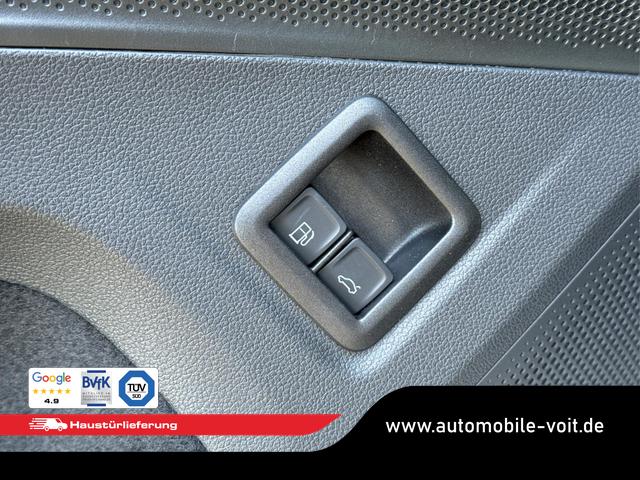 Volkswagen / Tiguan / Grau / / / PANO+HD MATRIX+AHK+NAVI+BLACK STYLE+20 LM+ACC