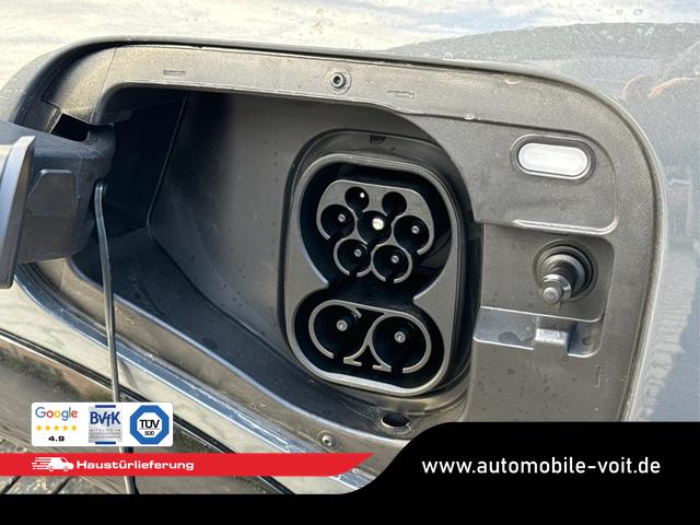 Volkswagen / Tiguan / Grau / / / PANO+HD MATRIX+AHK+NAVI+BLACK STYLE+20 LM+ACC