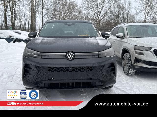 Volkswagen Tiguan - R-Line People PLUG-IN+PANO+AHK+HD MATRIX+NAVI+BLACK STYLE+20"LM+ACC