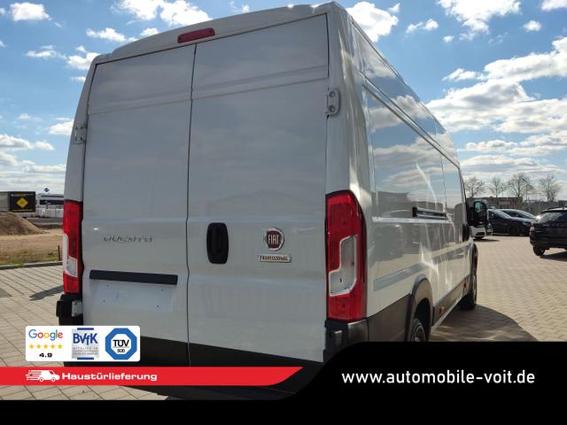 Beispielbilder, ggf. teilweise mit Sonderausstattung