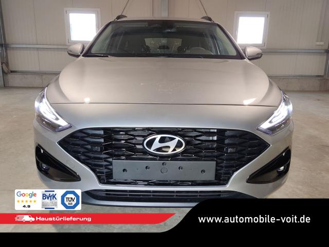 Hyundai / i30 Kombi / Silber / / / , Beispielbilder, ggf. teilweise mit Sonderausstattung