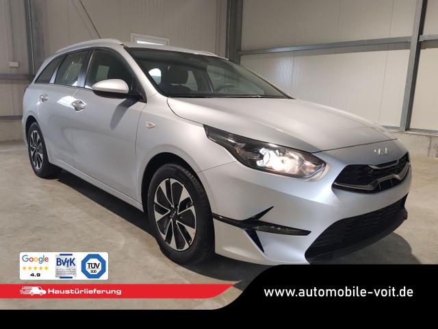 Kia / Ceed Sportswagon / Silber / / / , Beispielbilder, ggf. teilweise mit Sonderausstattung