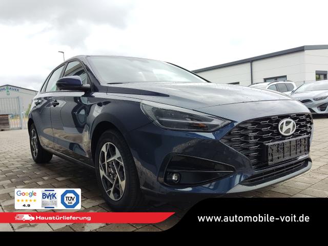 Hyundai / i30 / Blau / / / 