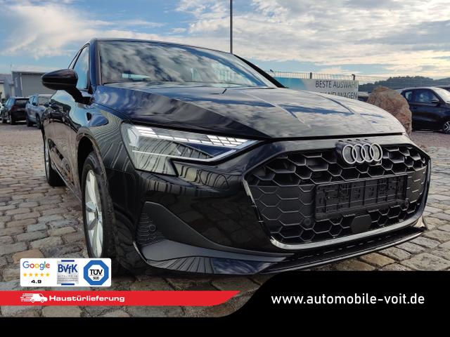 Audi / A3 Sportback / Schwarz / / / 