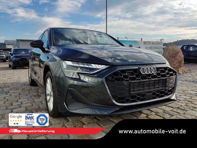 Audi / A3 Sportback / Grau / / / 