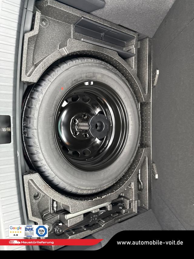 Skoda / Karoq / Grau / / / , Beispielbilder, ggf. teilweise mit Sonderausstattung