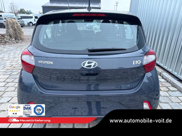 Hyundai / i10 / Grau / / / 