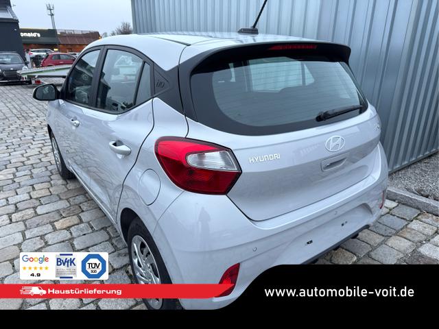 Hyundai / i10 / Silber / / / 