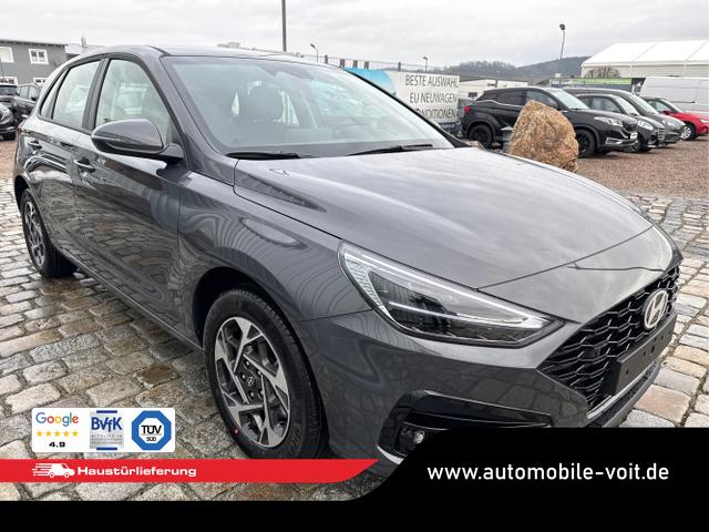 Hyundai / i30 / Grau / / / 