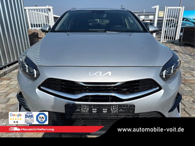 Kia / Ceed / Silber / / / , Beispielbilder, ggf. teilweise mit Sonderausstattung