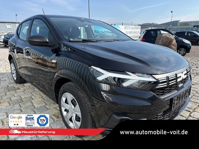 Dacia / Sandero / Schwarz / / / , Beispielbilder, ggf. teilweise mit Sonderausstattung
