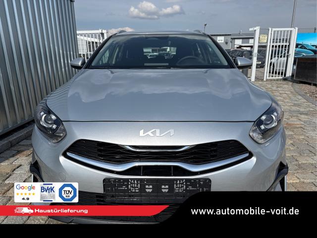 Kia / Ceed / Silber / / / , Beispielbilder, ggf. teilweise mit Sonderausstattung