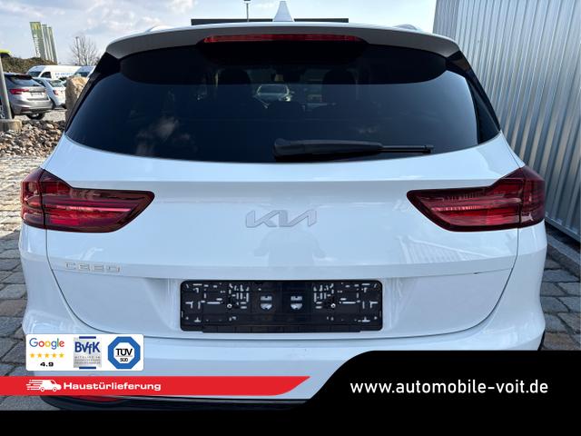 Kia / Ceed / Wei&szlig; / / / , Beispielbilder, ggf. teilweise mit Sonderausstattung