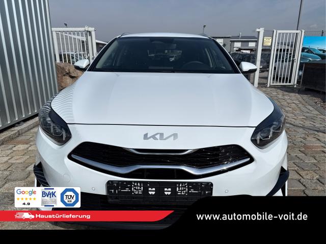 Kia / Ceed / Wei&szlig; / / / , Beispielbilder, ggf. teilweise mit Sonderausstattung