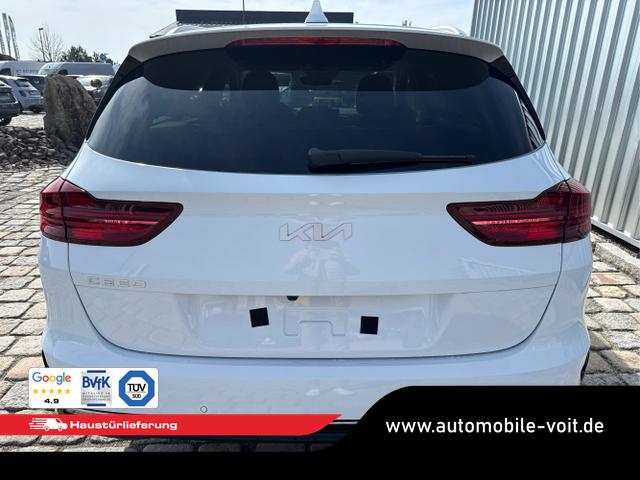 Kia / Ceed / Wei&szlig; / / / , Beispielbilder, ggf. teilweise mit Sonderausstattung