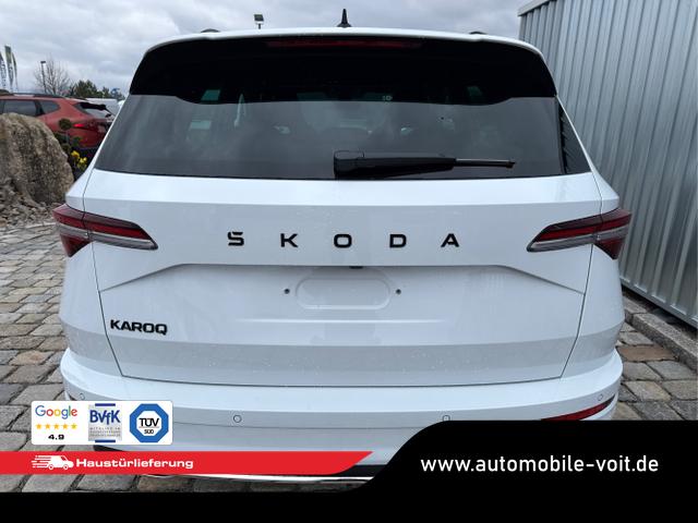 Skoda / Karoq / Wei&szlig; / / / , Beispielbilder, ggf. teilweise mit Sonderausstattung