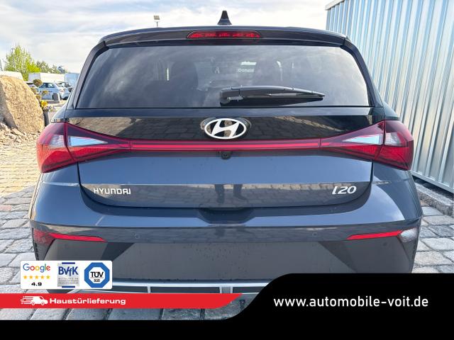 Hyundai / i20 / Grau / / / 