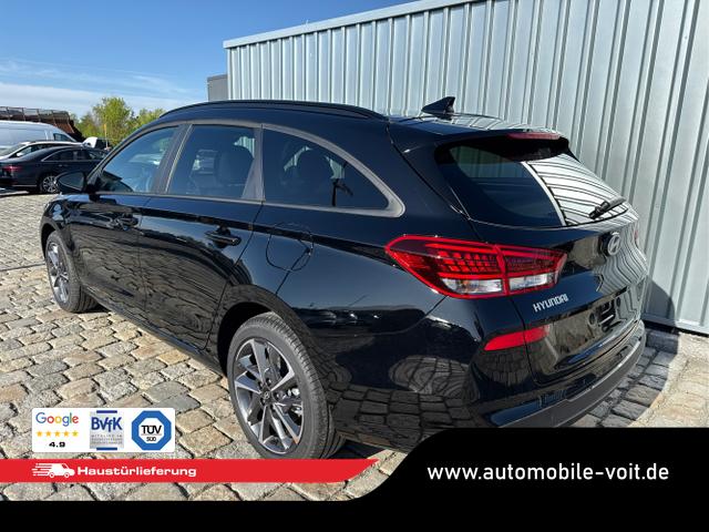 Hyundai / i30 Kombi / Schwarz / / / , Beispielbilder, ggf. teilweise mit Sonderausstattung