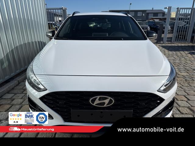 Hyundai / i30 Kombi / Wei&szlig; / / / , Beispielbilder, ggf. teilweise mit Sonderausstattung