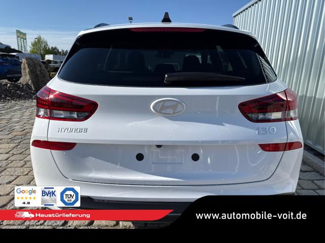 Hyundai / i30 Kombi / Wei&szlig; / / / , Beispielbilder, ggf. teilweise mit Sonderausstattung