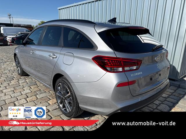 Hyundai / i30 Kombi / Silber / / / , Beispielbilder, ggf. teilweise mit Sonderausstattung