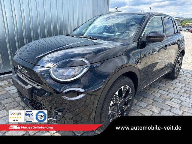 Fiat 600 - La Prima Hybrid 1.2 T3 81 kW (110 PS) Klimaautomatik, Massagesitz, Sitzheizung, elektrisch verstellbarer Fahrersitz, Radio, DAB, Apple CarPlay, Android Auto, Navigationssystem, 18 Zoll Leichtmetallfelgen-Sofort