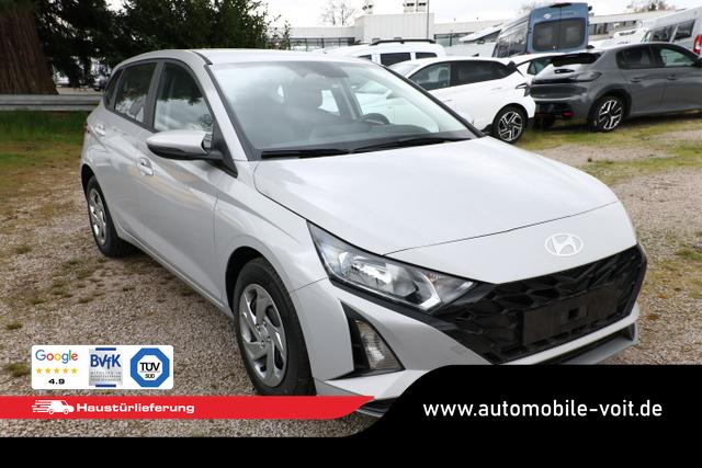 Hyundai i20 Select DCT MY26 Nav Kam PDC Klima Temp CarP 