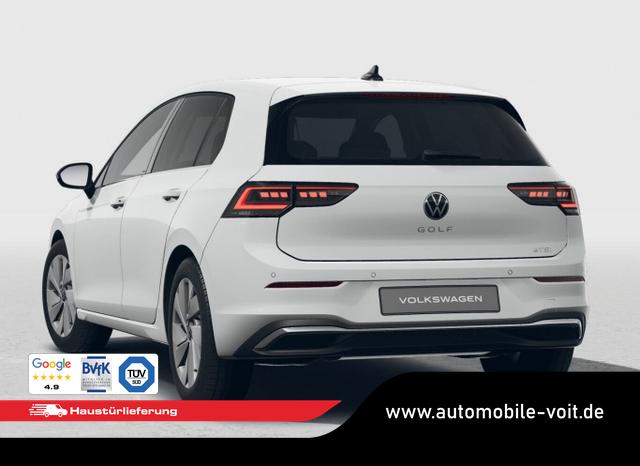 Volkswagen Golf Style 8 1.5 eTSI 150 DSG IQ.Light DCC Nav 