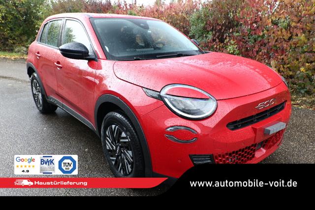 Fiat 600 Basis MHEV 110 DCT Nav SHZ KeyL LED Kam PDC CarP 