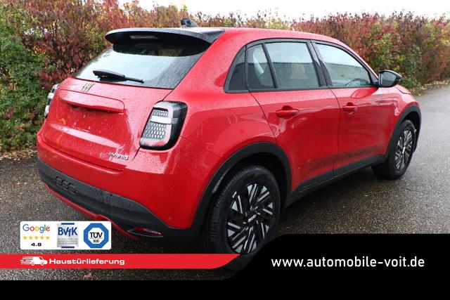 Fiat 600 Basis MHEV 110 DCT Nav SHZ KeyL LED Kam PDC CarP 