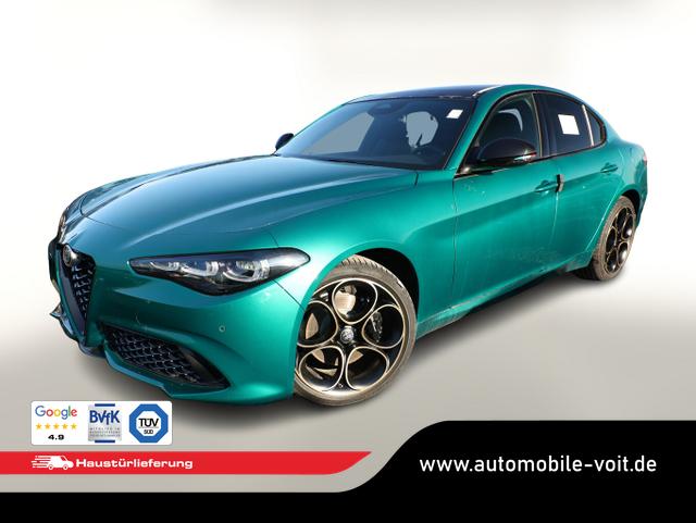 Alfa Romeo Giulia - Intensa 2.2 D 210 AT8 Q4 Matrix Pano Nav