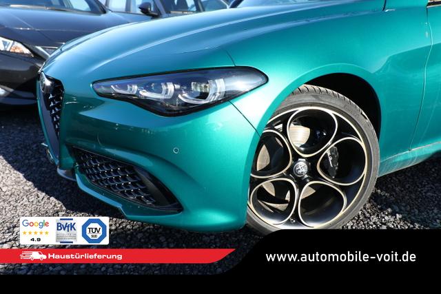 Alfa Romeo Giulia Intensa 2.2 D 210 AT8 Q4 Matrix Pano Nav 